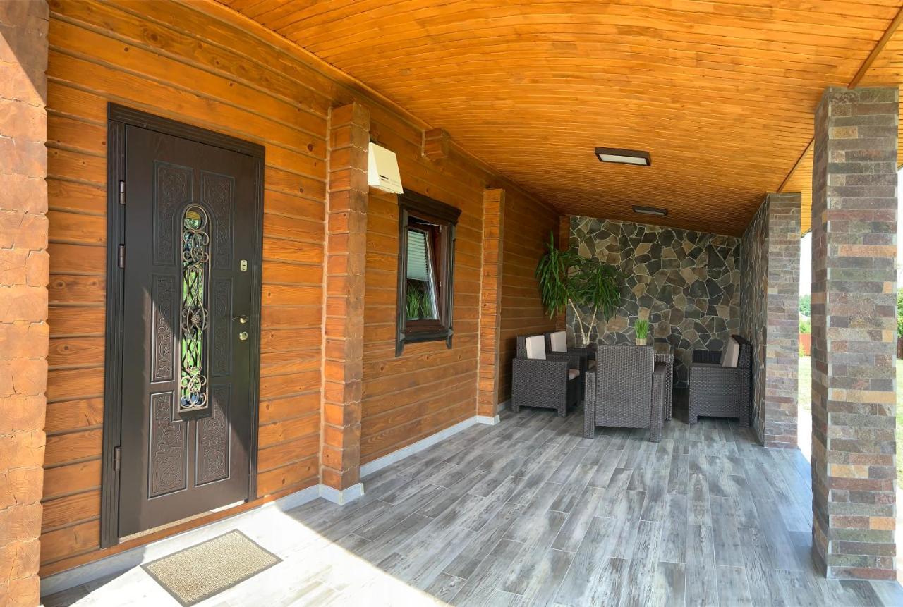 Villa Family House Truskavets Modrychi Exterior foto